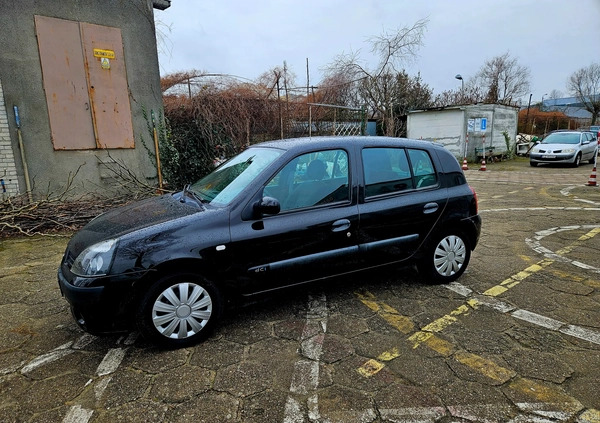 Renault Clio cena 4999 przebieg: 154000, rok produkcji 2004 z Góra małe 254